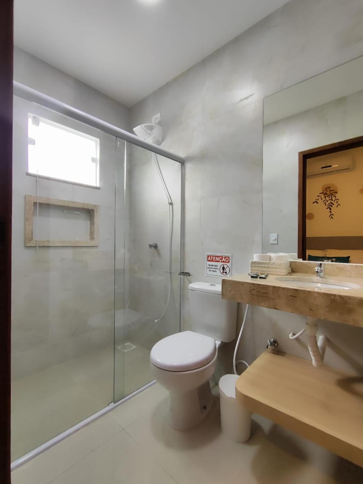 Completo Em Apartamento Búzios